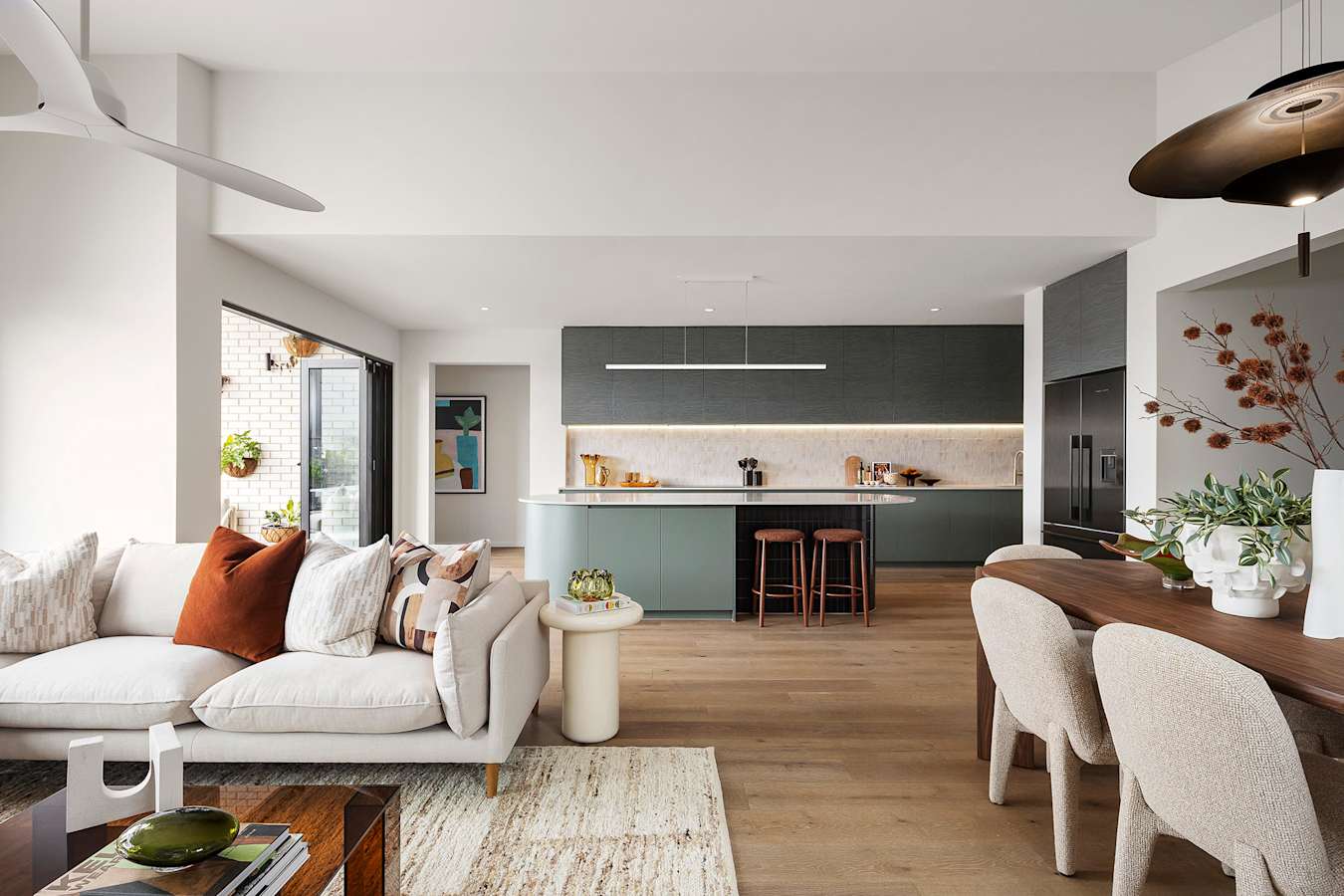Olsen 33 House Design - Living
