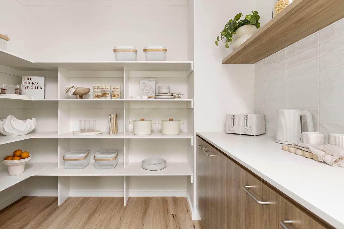 Verona 35  Home Design in Urban Style - Butlers Pantry