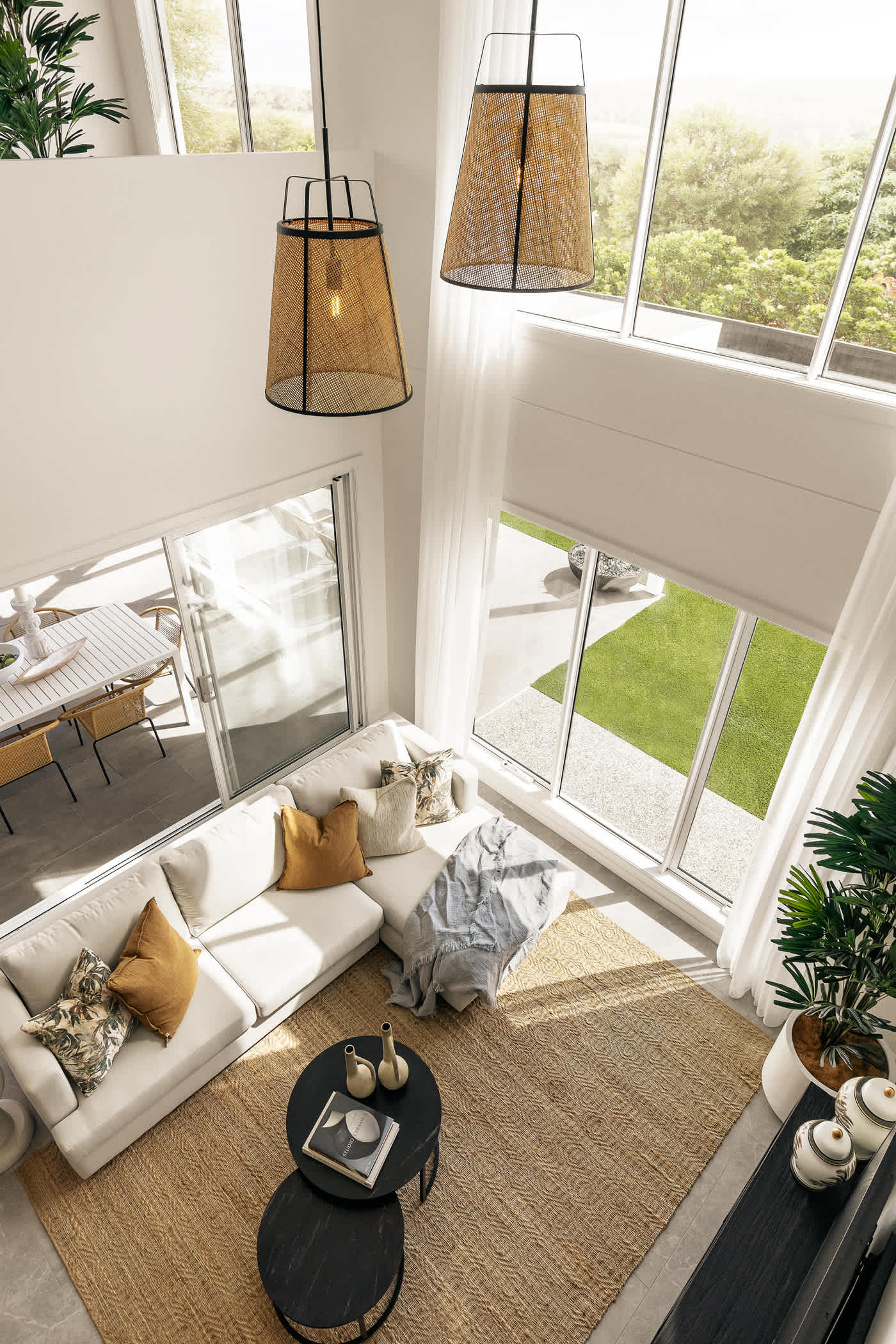 Waldorf 40 house design living - Void