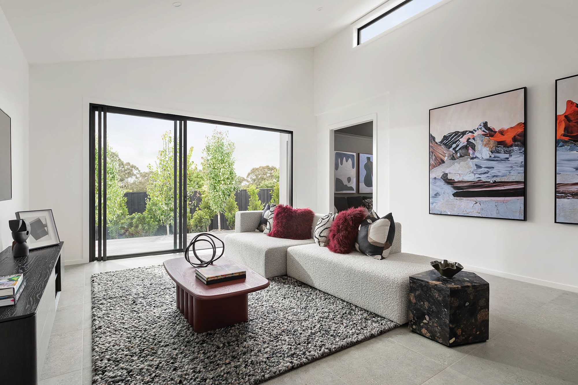 Pavilion 33 home design home theatre - styling tips