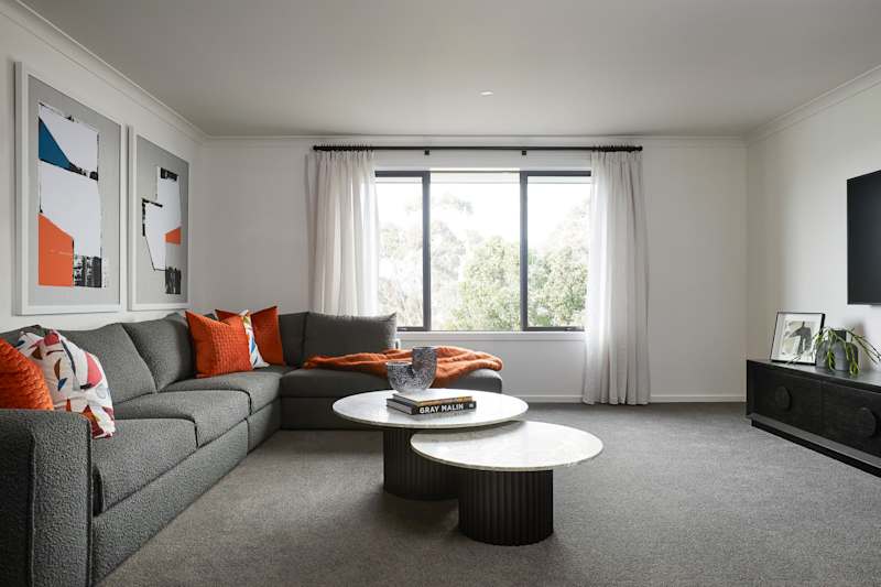 Verona 40 house design in Urban style - Home Theatre