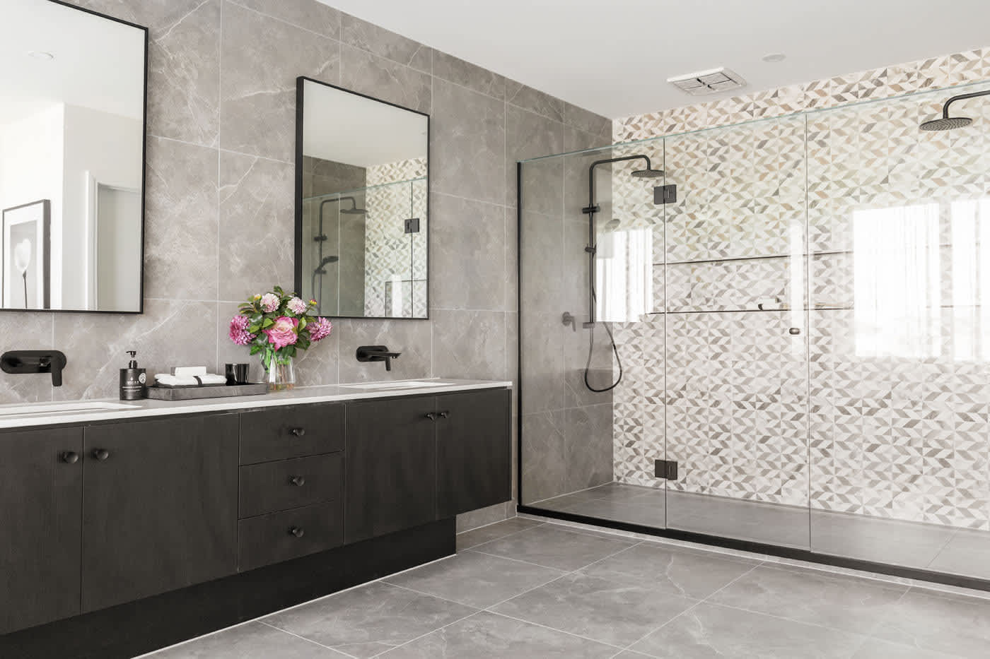 Astor 46 Home Design in Contempo Style - Bathroom