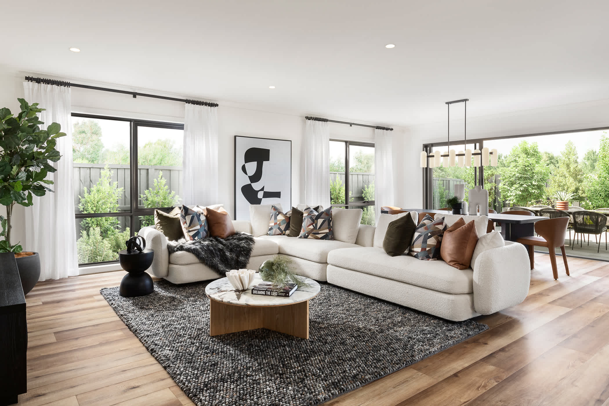 Sedona 40 Home Design in Urban Style - Living